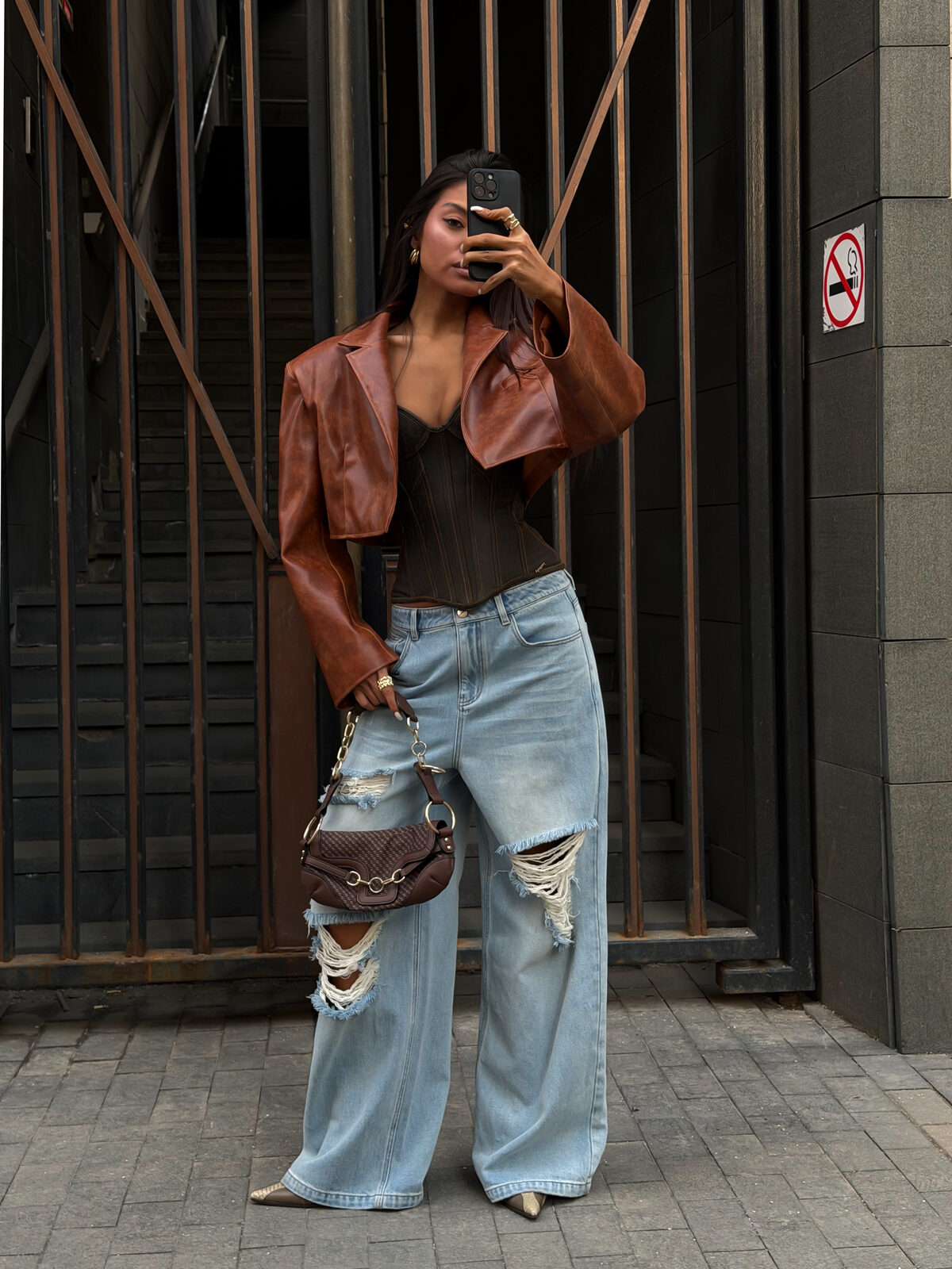 Приобрести образ