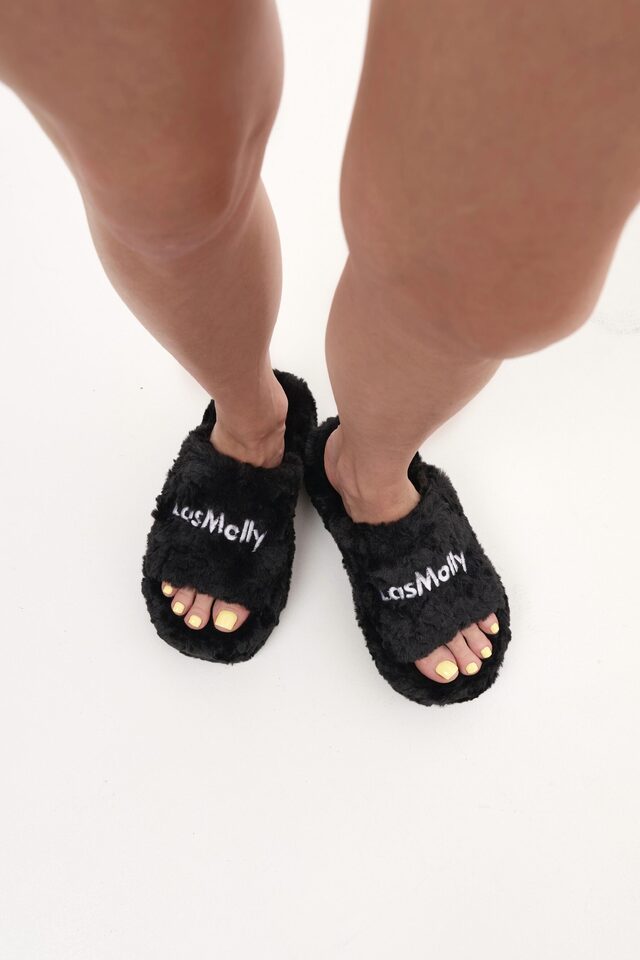 Тапки SNOP цвет ЧЕРНЫЙ